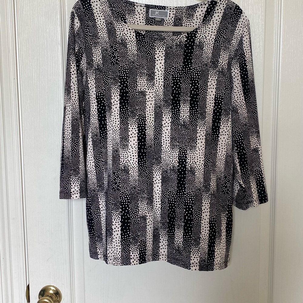 JM Collection Black and White Relaxed Graphic Blouse